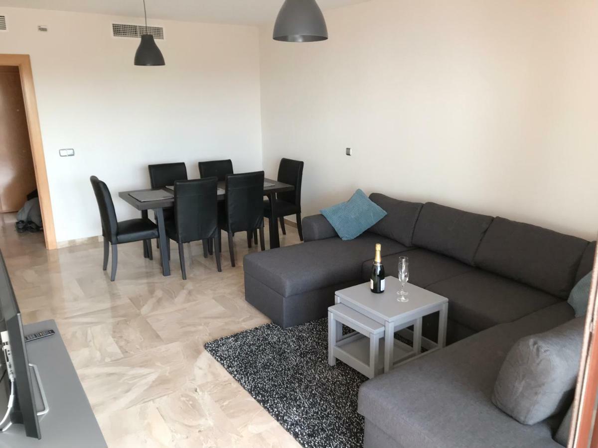 Luxury Apartment Set In Dona Julia Golf Course Casares Eksteriør bilde