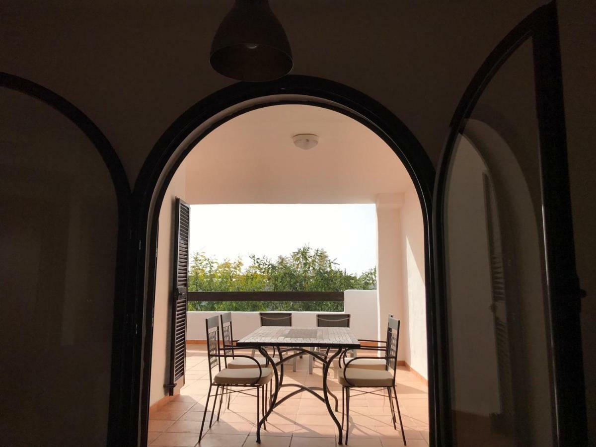 Luxury Apartment Set In Dona Julia Golf Course Casares Eksteriør bilde