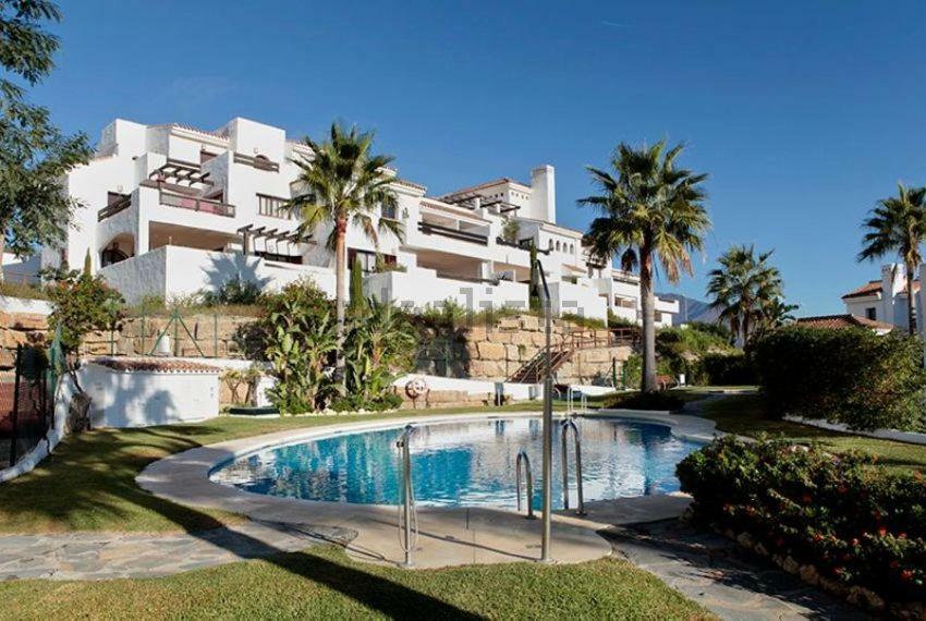 Luxury Apartment Set In Dona Julia Golf Course Casares Eksteriør bilde